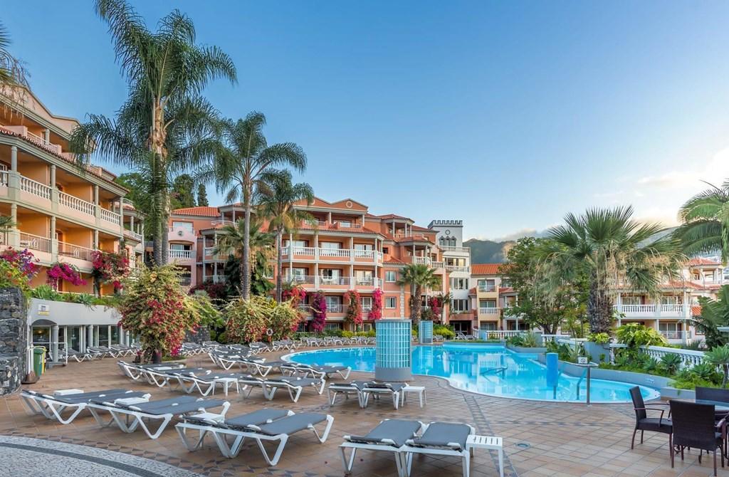 Pestana Village Garden Hotel